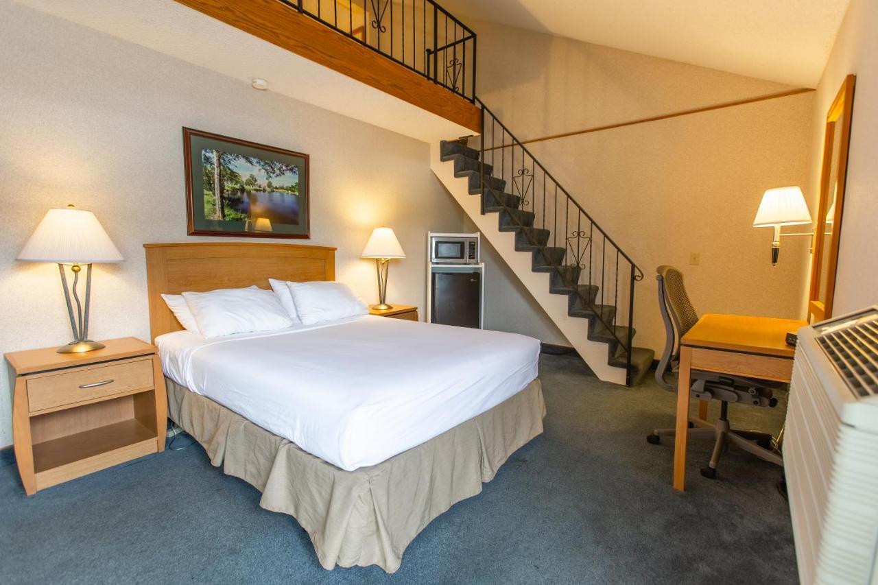Rivertree Inn & Suites Clarkston Εξωτερικό φωτογραφία