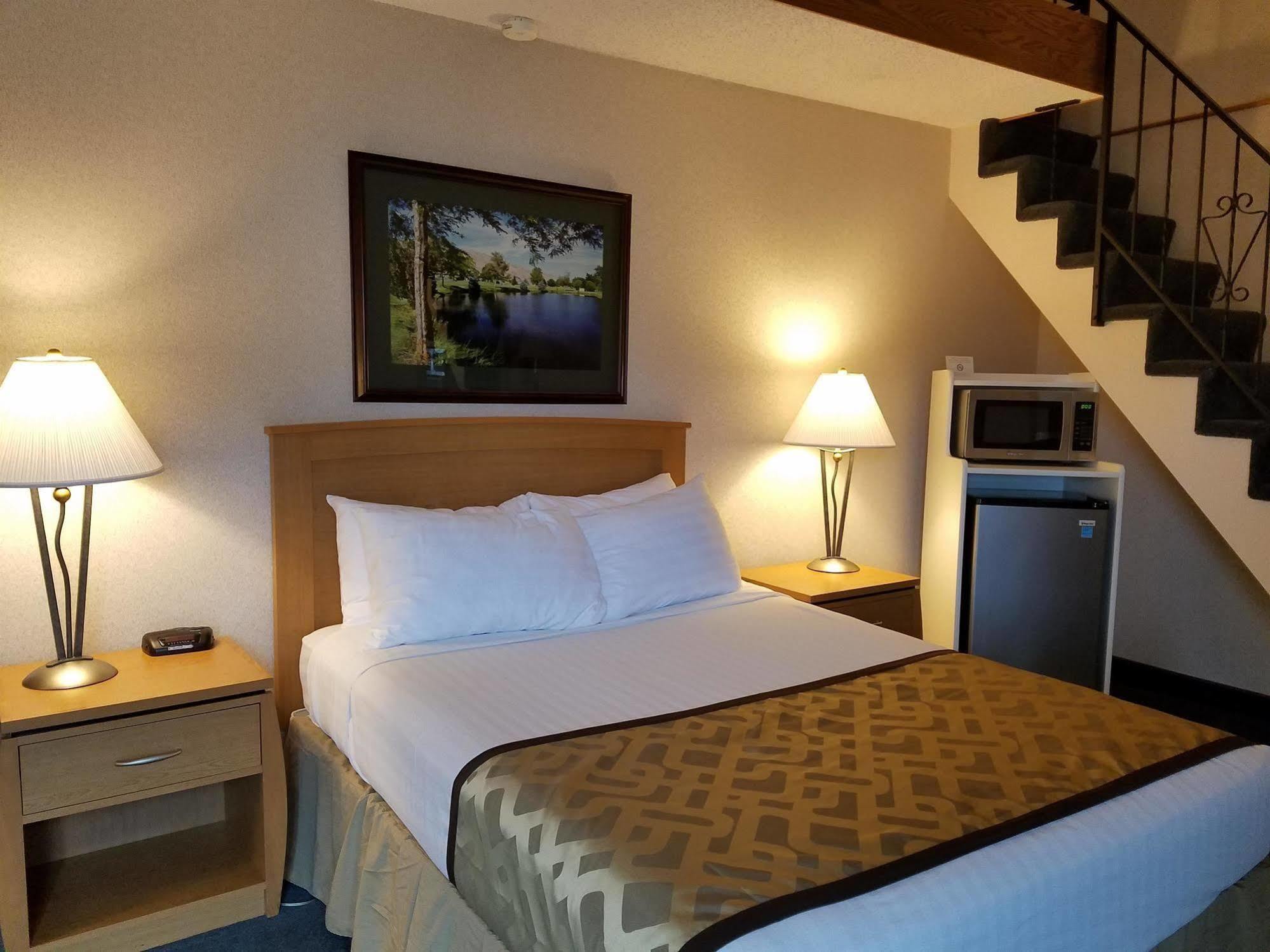 Rivertree Inn & Suites Clarkston Εξωτερικό φωτογραφία